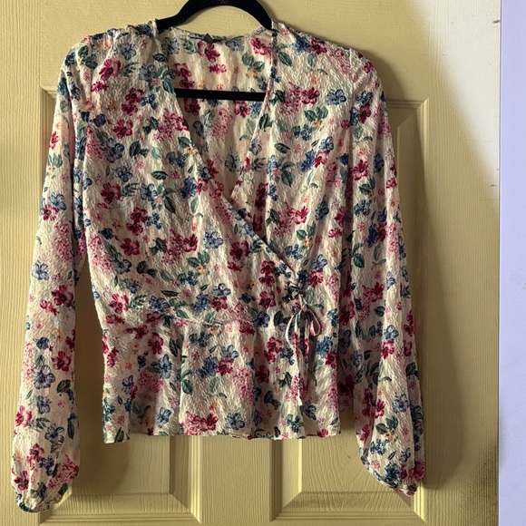 Guess Tops - Guess Floral Wrap Blouse - Cream with Red and Blue